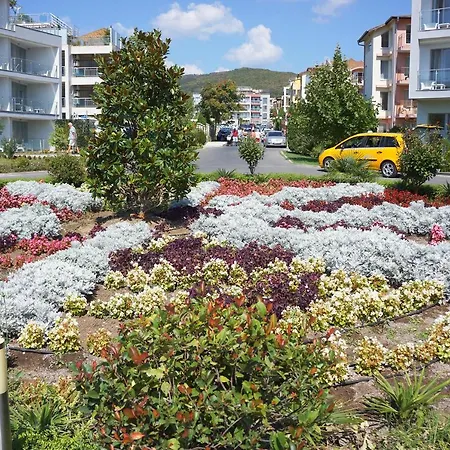 Apartcomplex In Viktorio 3 公寓 *
